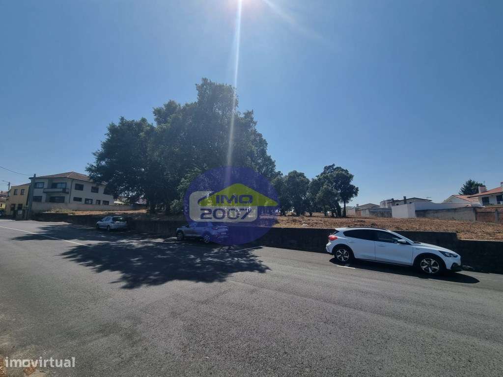 Terrenos para construção - Grande imagem: 3/34