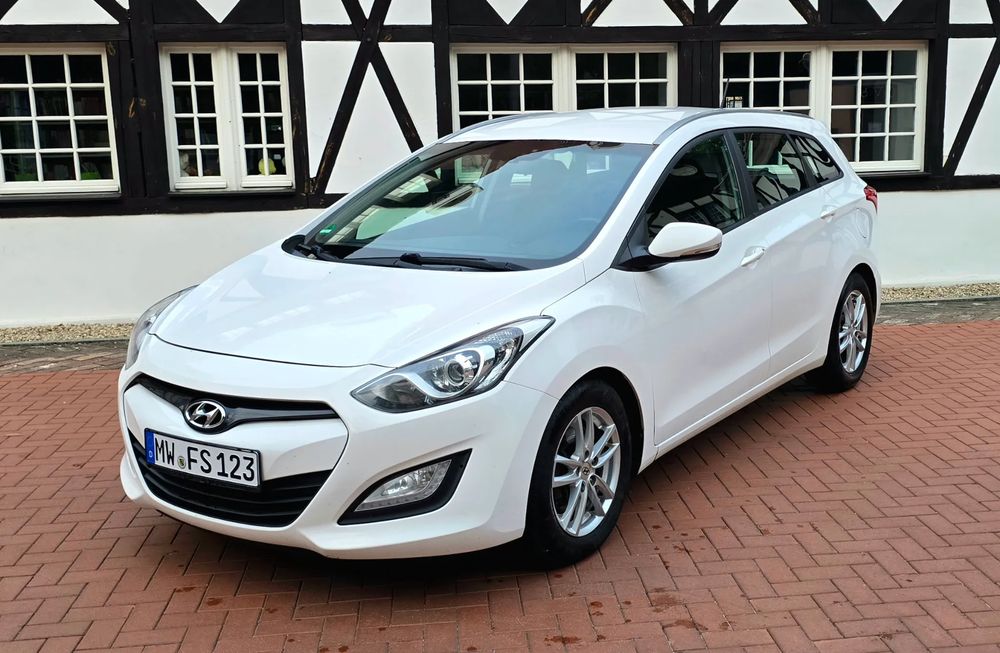 Hyundai i30 II (2012-2017) 1.6 CRDi Premium 2014