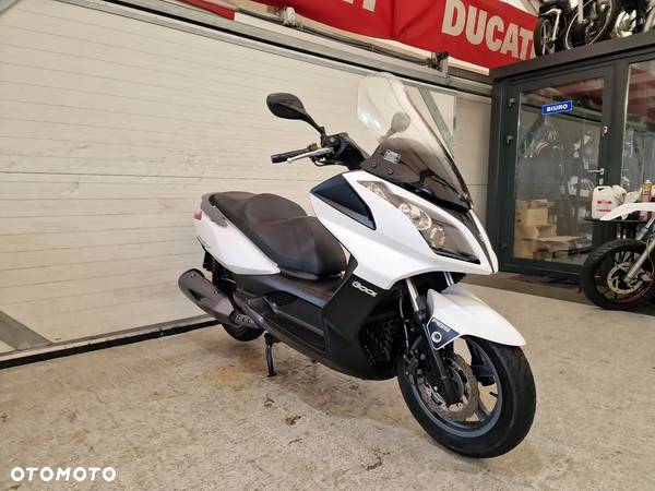 Kymco Downtown - 3