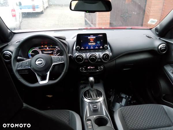 Nissan Juke 1.6 Hybrid 4AMT N-Connecta - 5