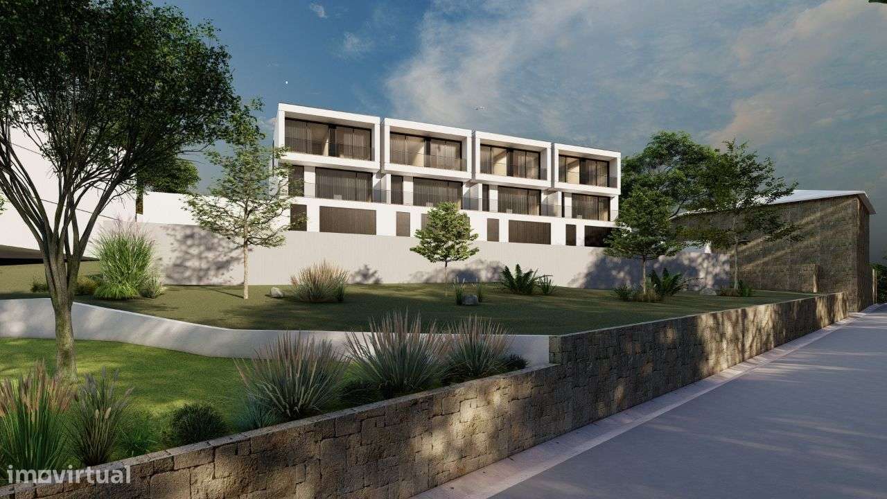 Vende Terreno para construção de 1 a 4 moradias Oldrões Penafiel-14