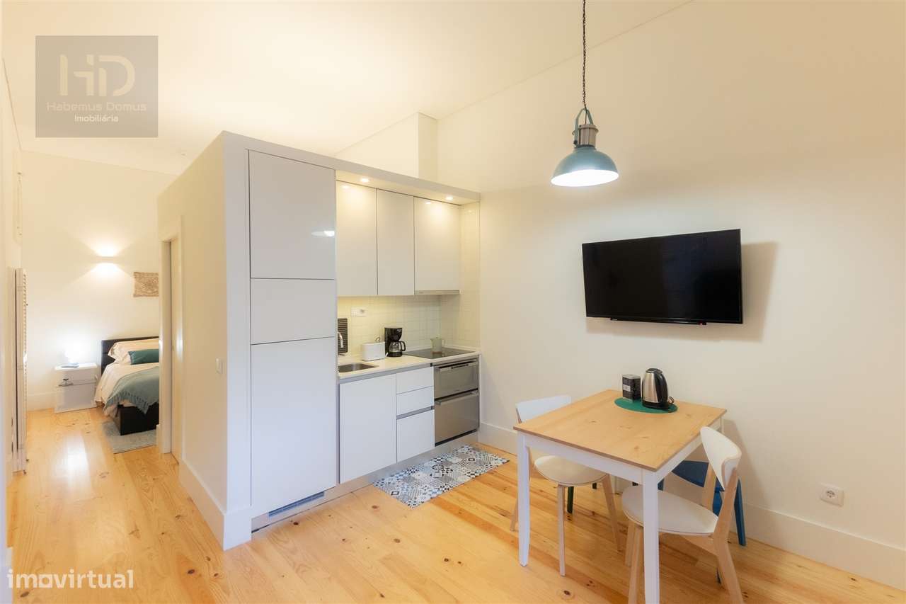Apartamento T1  com 61m2 e Terraço Privativo próximo do metro no Porto - Grande imagem: 5/17