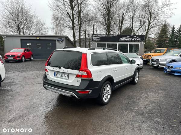 Volvo XC 70 T5 AWD Kinetic - 9