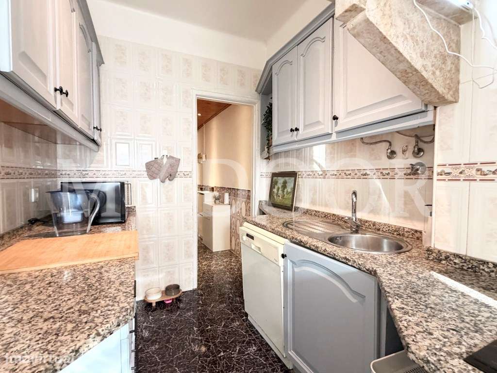 Apartamento T2 - Moscavide - Vista e muita LUZ - 3º andar-26