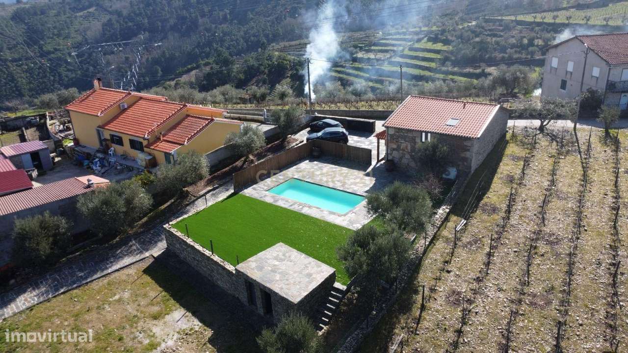 Quinta no Alto Douro Vinhateiro com Projeto Turístico Aprovado - Grande imagem: 2/37