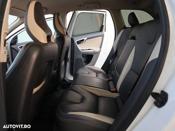 Volvo XC 60 - 23