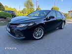 Toyota Camry - 4