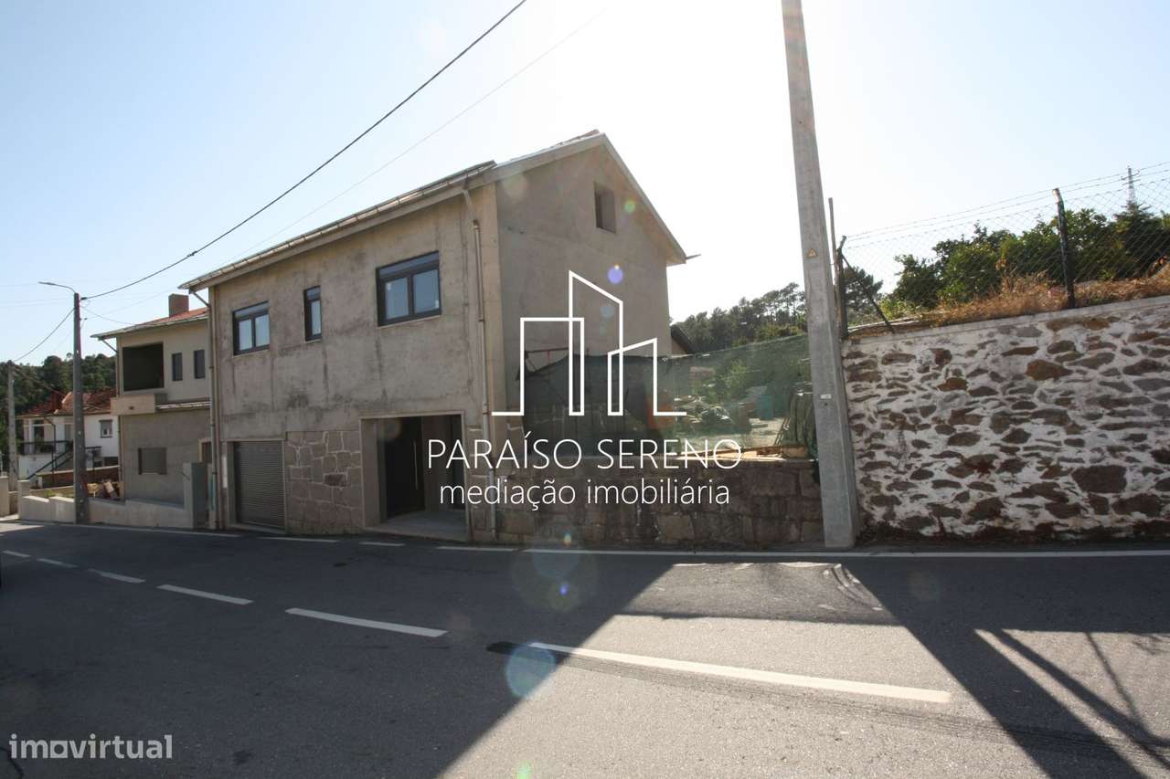 Moradia Geminada T3-6