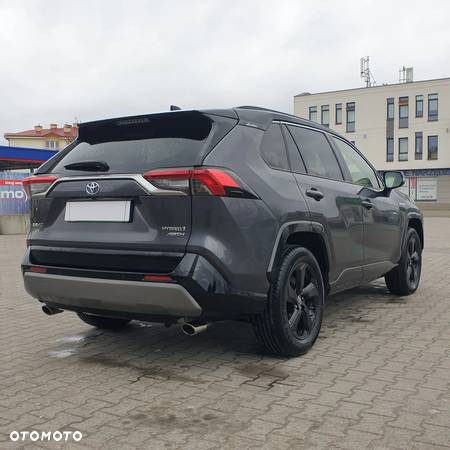 Toyota RAV4 - 7