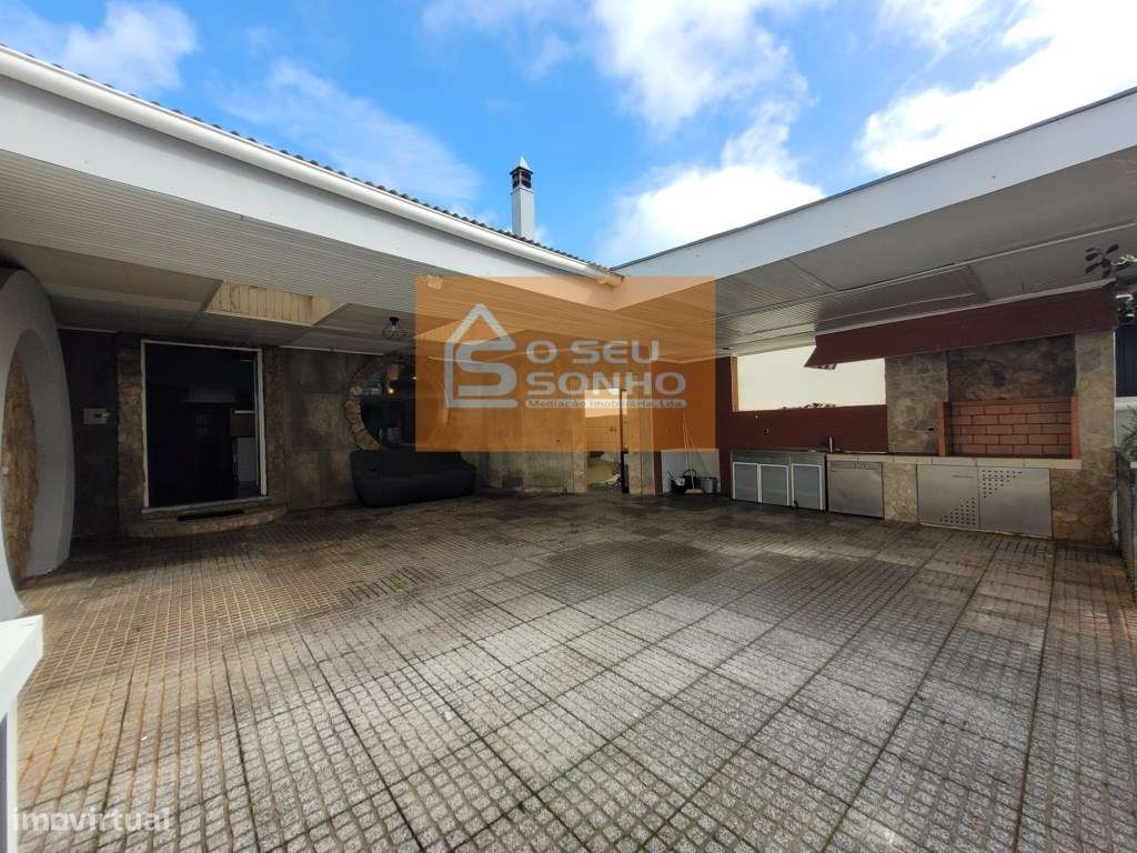 Prédio Urbano no Centro de São Brás de Alportel-17