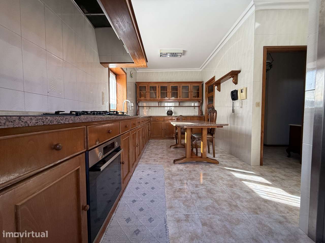 Moradia T7 | Elevador | Box 6 Carros | Jardim | 600m2 | Gondomar-13