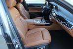 BMW 740 d xDrive Pack M Auto - 37