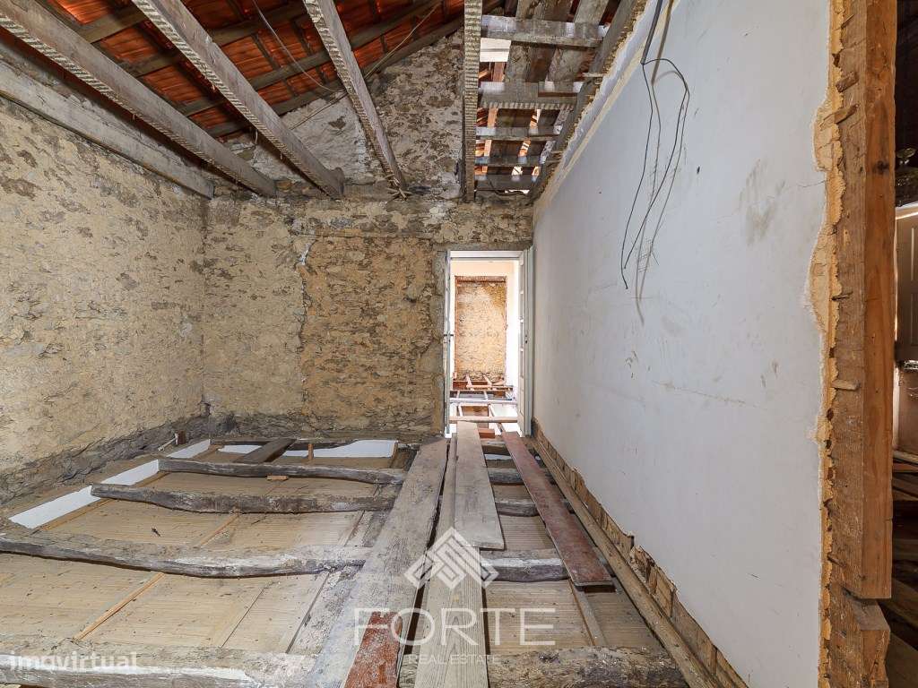 Moradia e Terreno para Venda em Oliveira de Azemeis-21