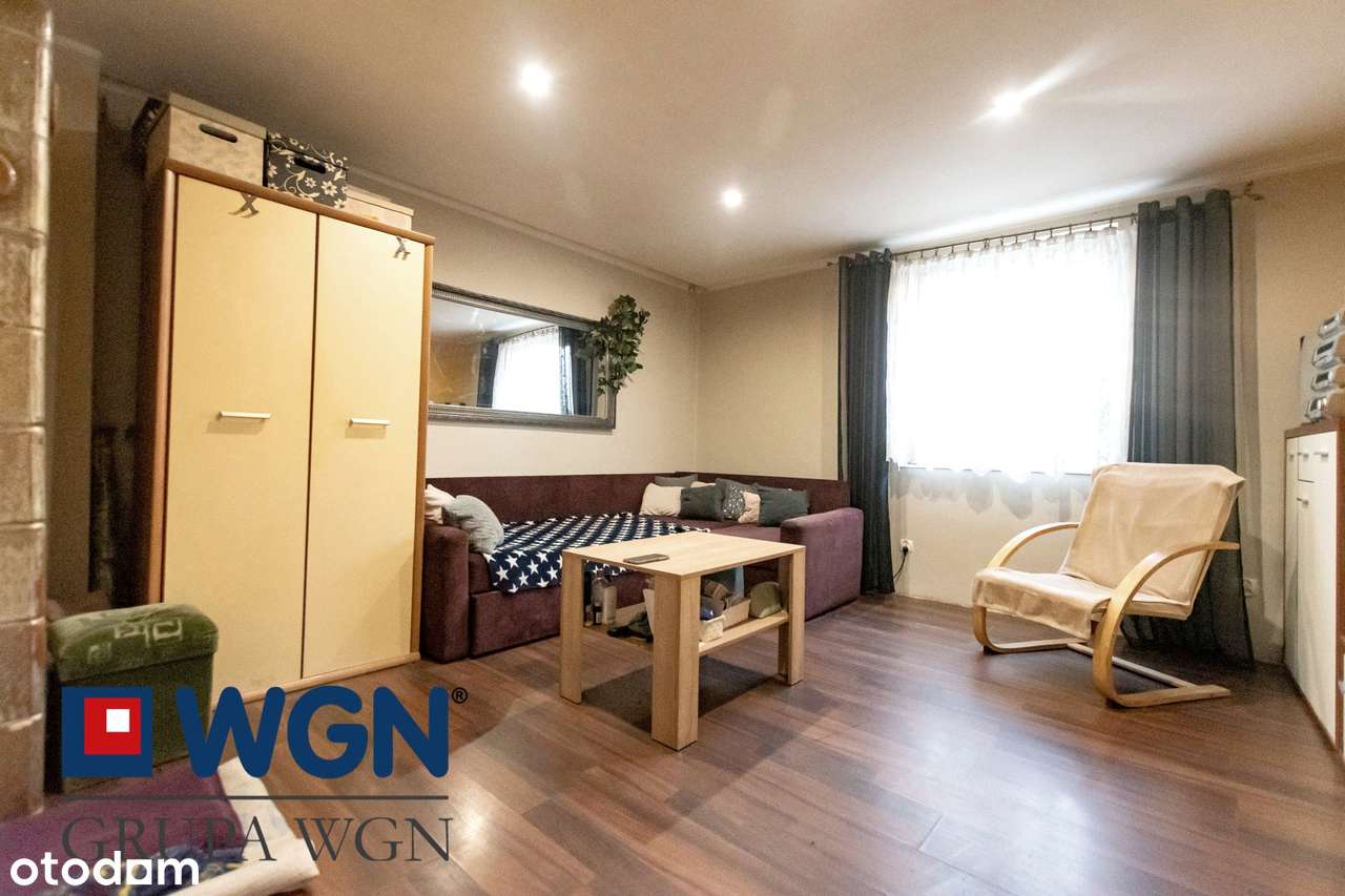 Trzy pokojowe mieszkanie w pobliżu Targowiska miejskiego.-1