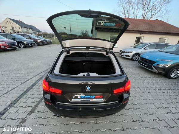 BMW Seria 5 520d Touring Aut. Modern Line - 12