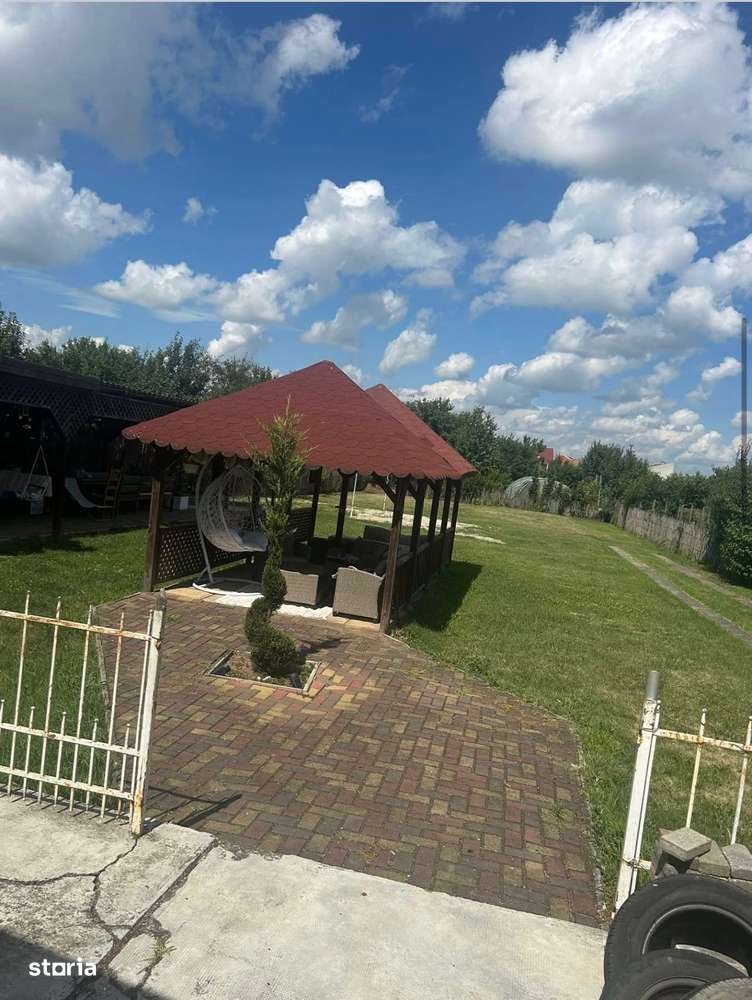 Casă spațioasă de vânzare – Str. Barbu Lăutaru, zona Barițiu-8