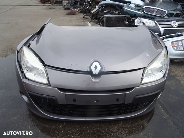 Vand Fata Completa Renault Megane 3 din 2010 volan pe stanga - 1