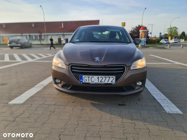 Peugeot 301 1.6 HDi Active - 2