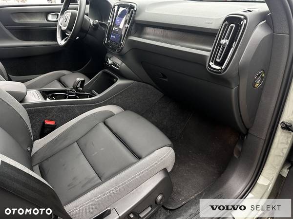 Volvo XC 40 - 9