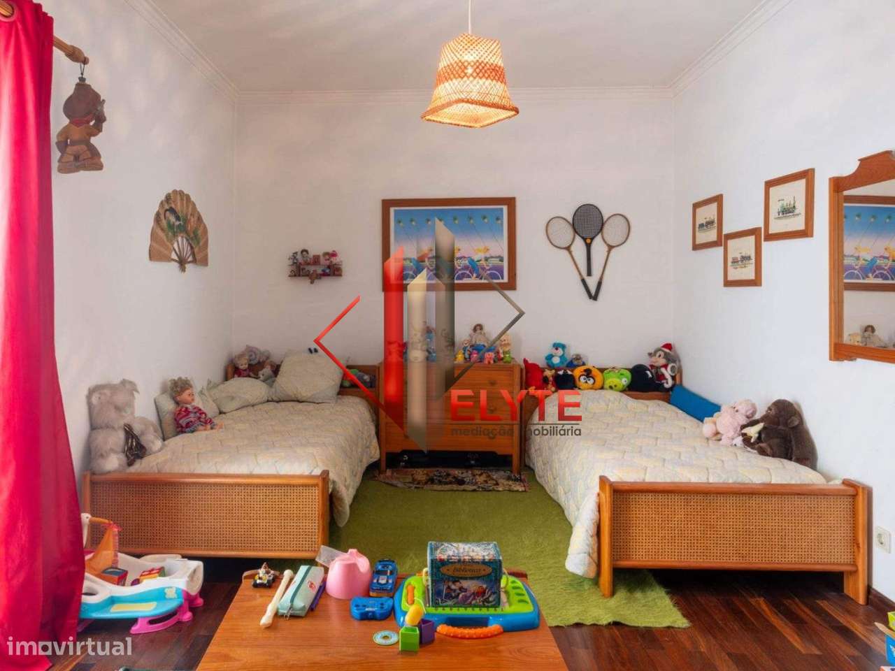 Moradia T7 no centro de Samora Correia-43