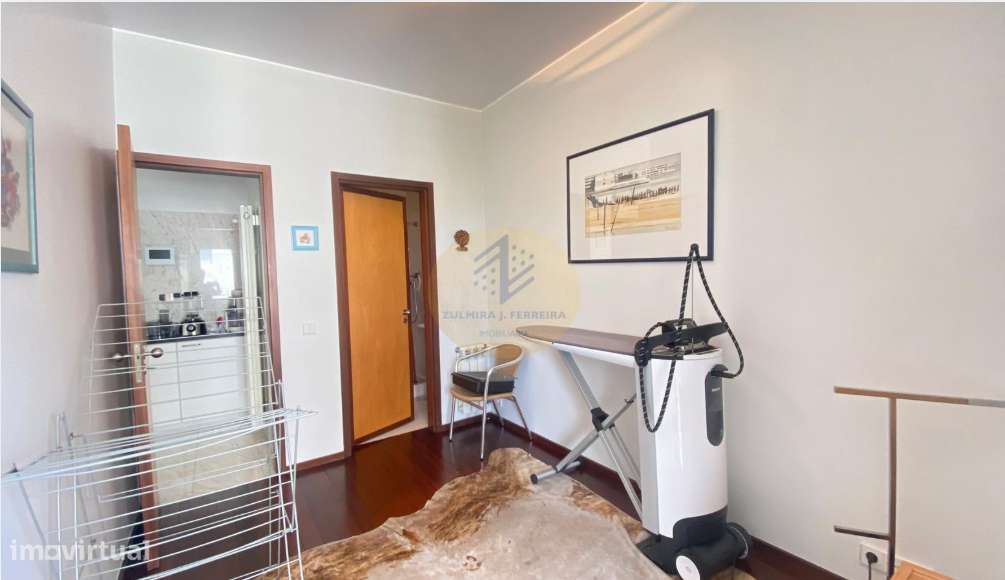 Apartamento T5+1 Boavista/ Aviz- Porto-12