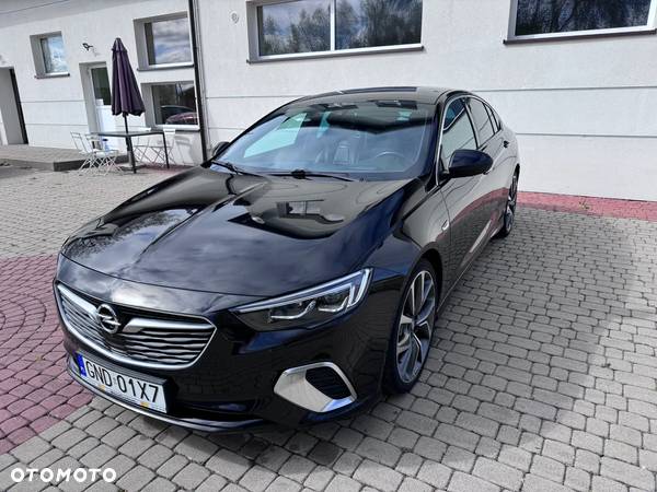 Opel Insignia 2.0 T 4x4 GSi S&S - 2