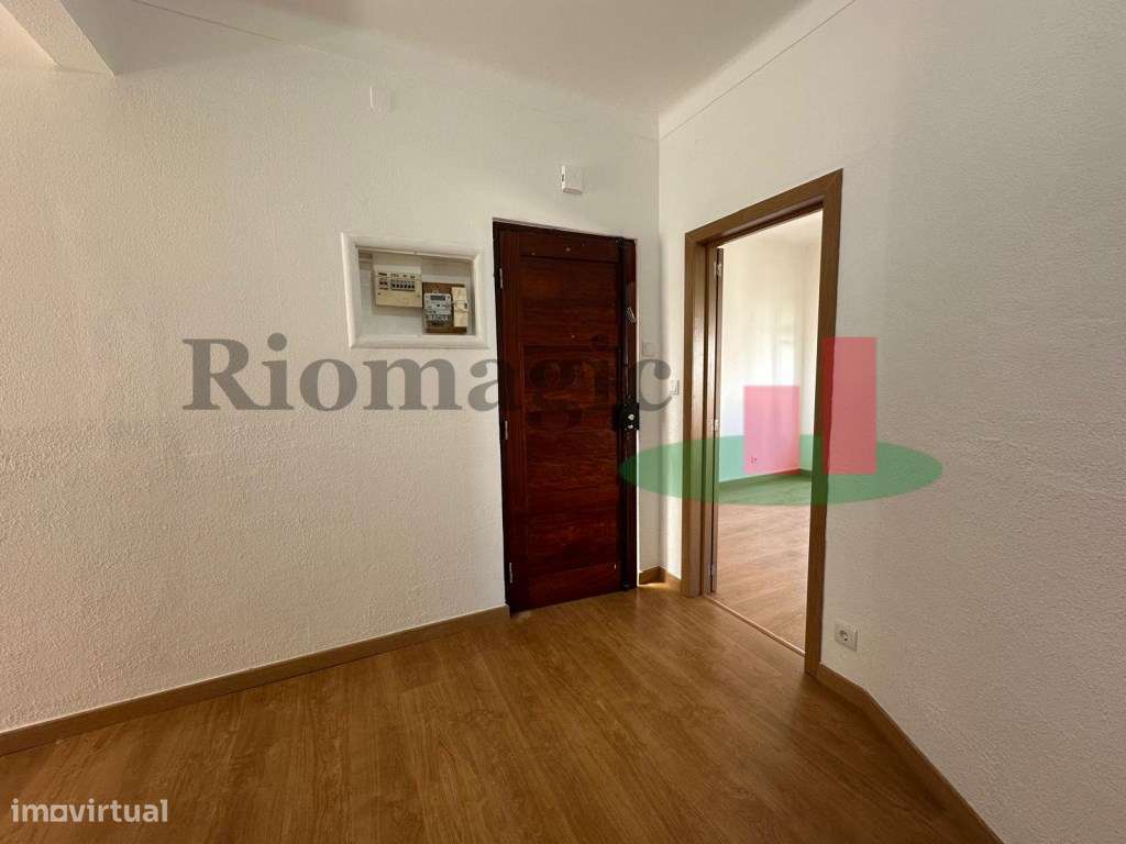 Apartamento T4 - Rio de Mouro-24