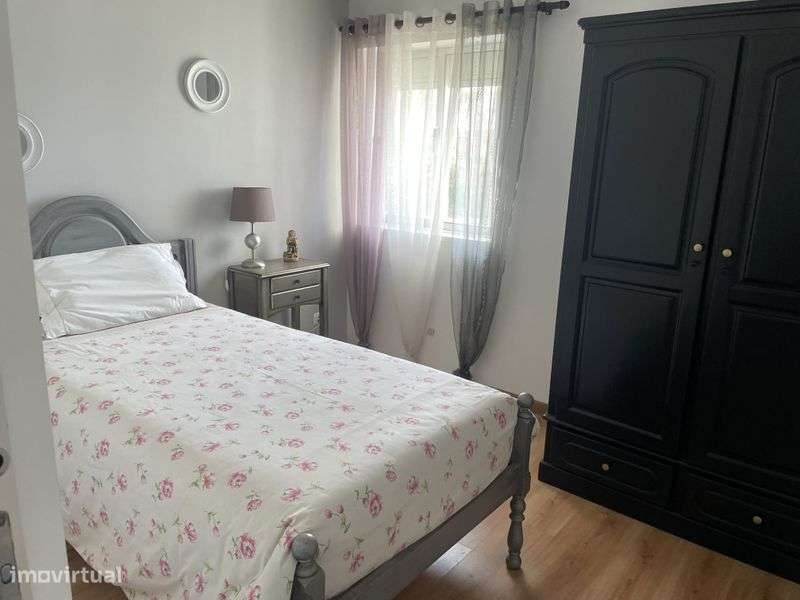 Apartamento T3 Alugo - Grande imagem: 4/5