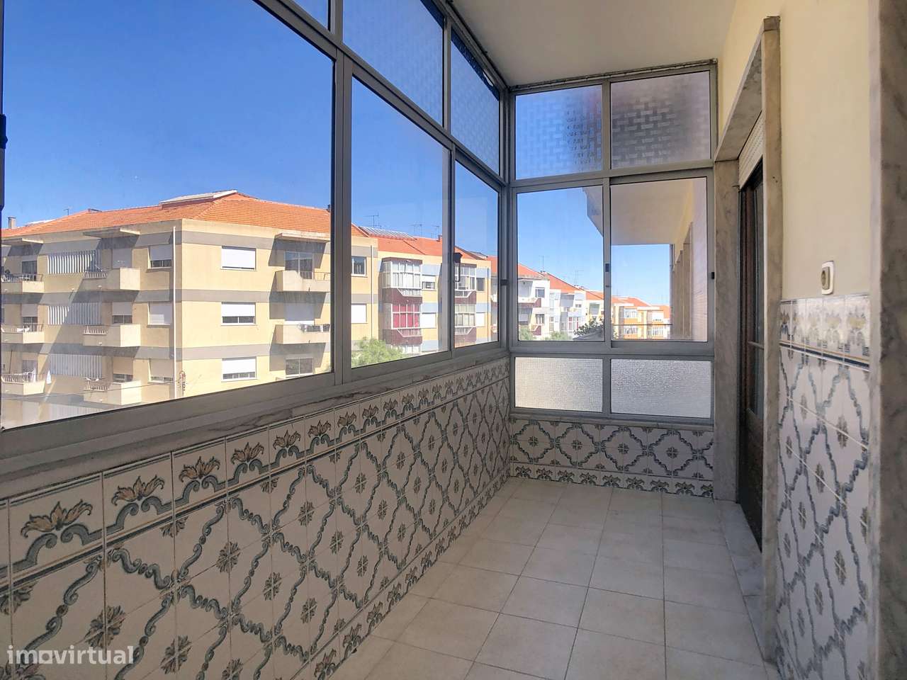 Apartamento, 4 quartos, Almada, Laranjeiro-11