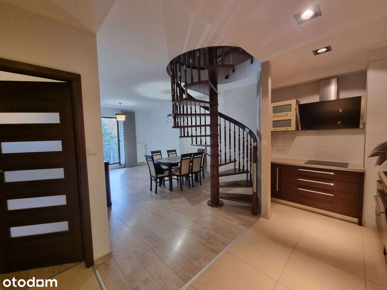 Wynajmę,3 pokoje,balkon,taras,2 miejsca parkingowe - Pełny obrazek: 4/19