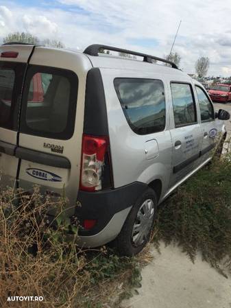 Dezmembrez Dacia Logan MCV 1.6 EURO 4 - 4