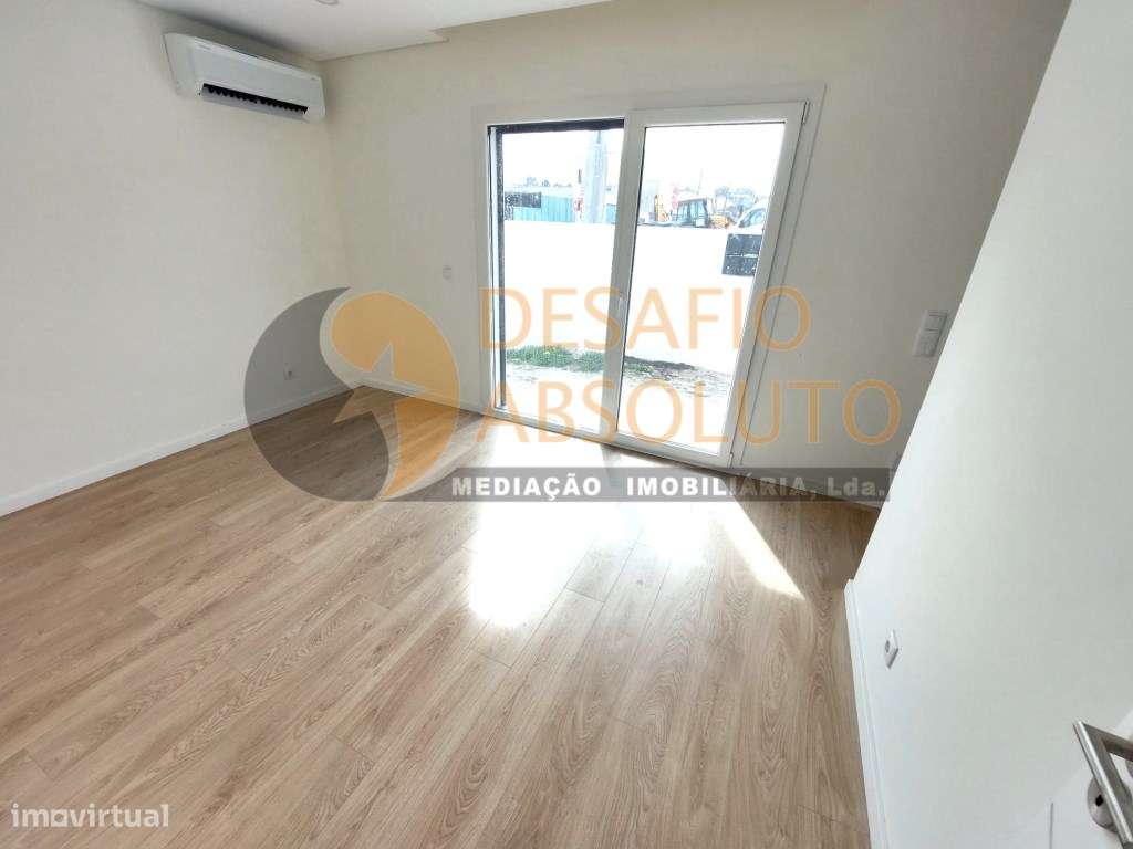 Moradia Isolada T3 c/ Garagem e Lavandaria. Pinhal do General-11