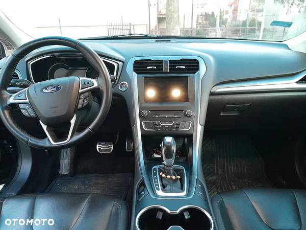 Ford Mondeo 2.0 TDCi Titanium PowerShift - 2