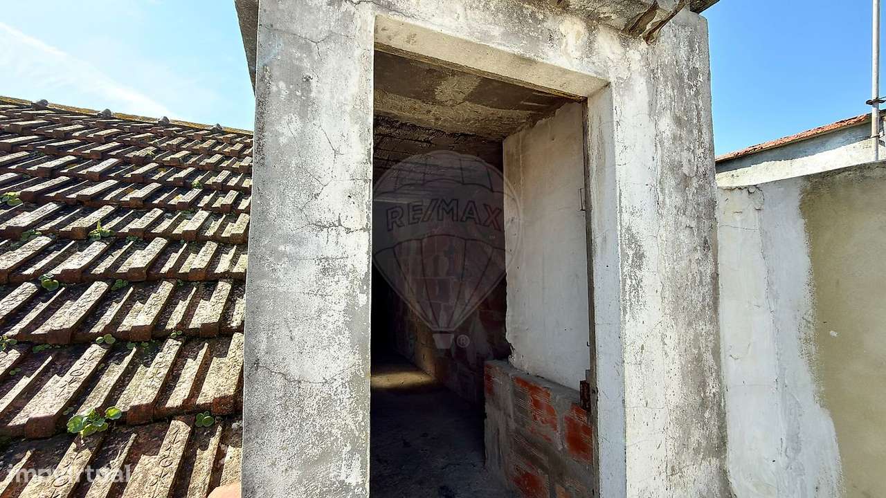 Moradia T2 para venda-33