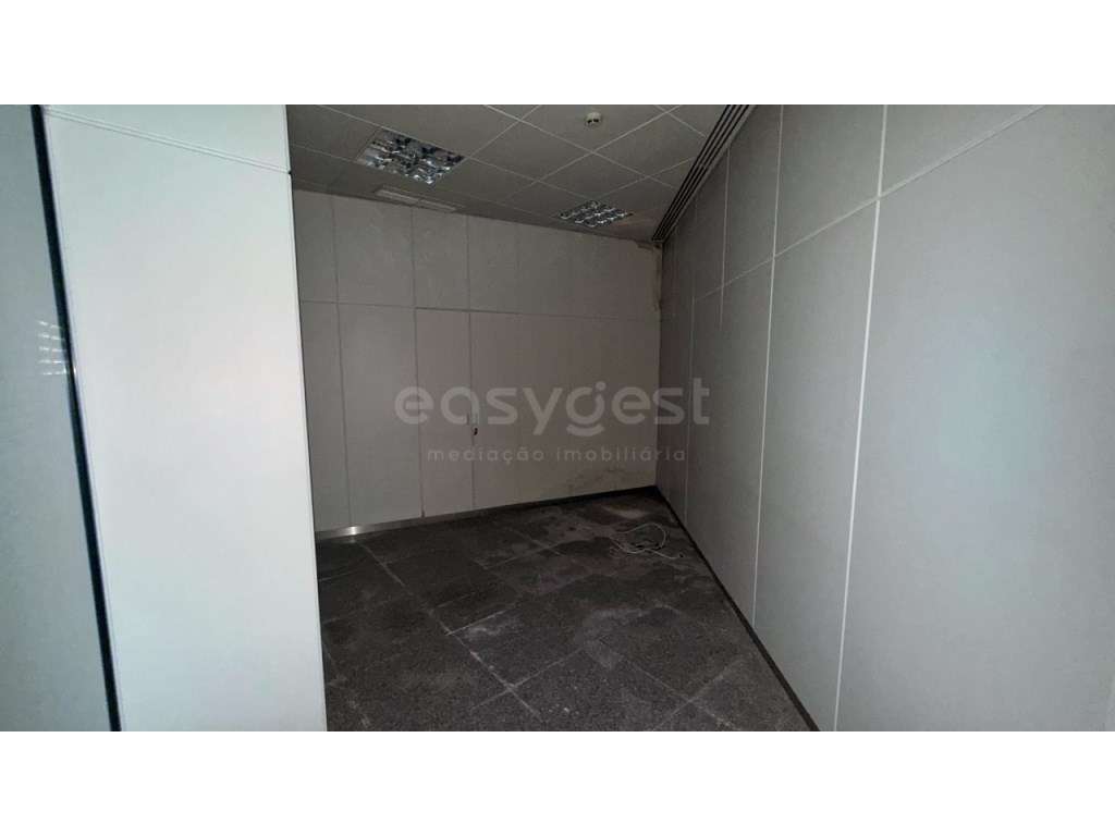 Loja com Garagem Alcains - Grande imagem: 4/8