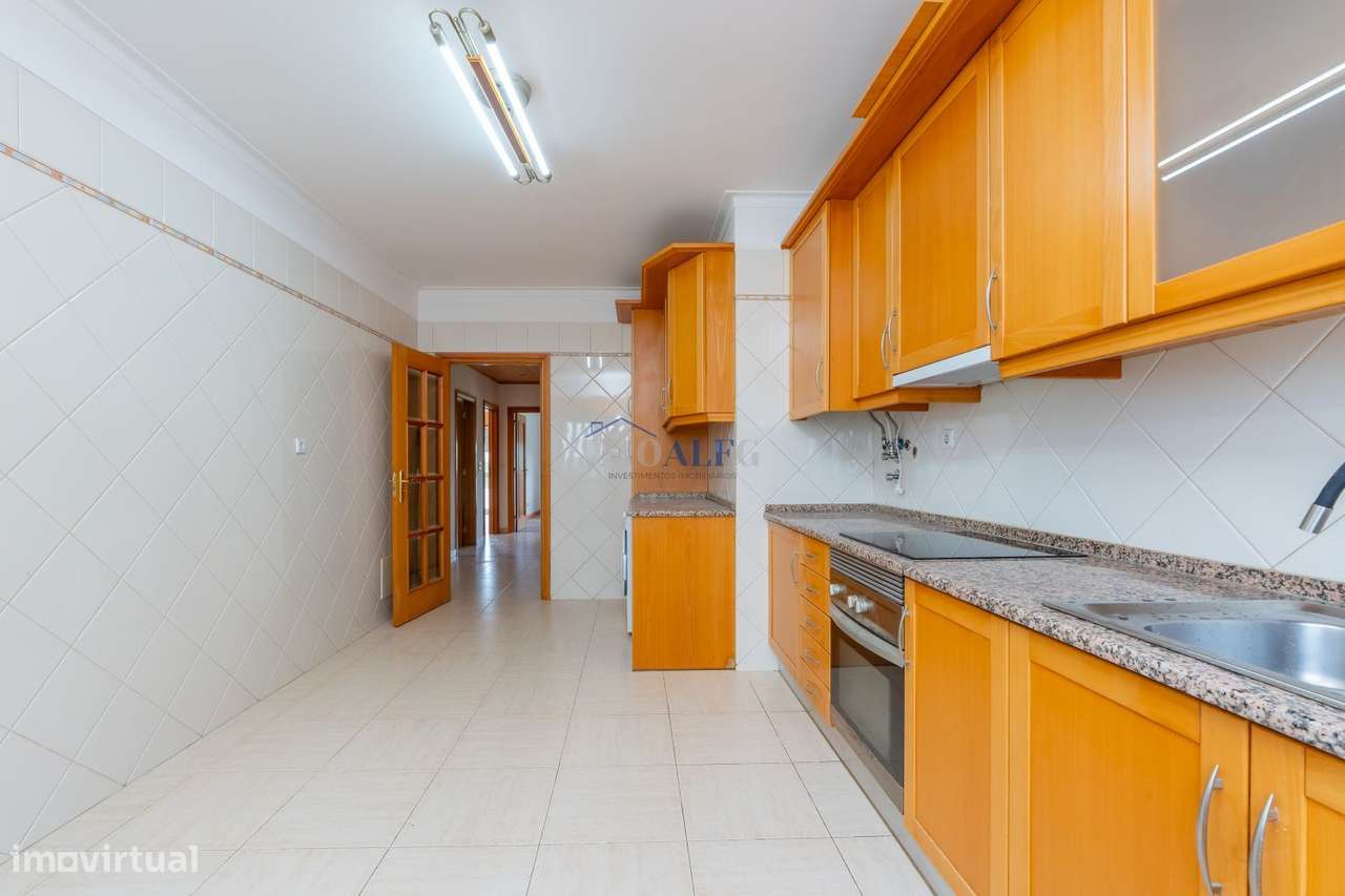 Apartamento T2 no Bairro do Mealheiro - Santa Iria de Azoia - Grande imagem: 2/26