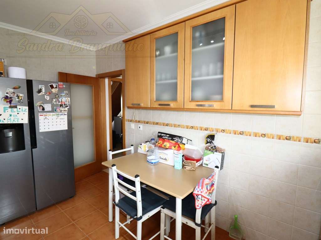 Moradia T3 com garagem e logradouro-12