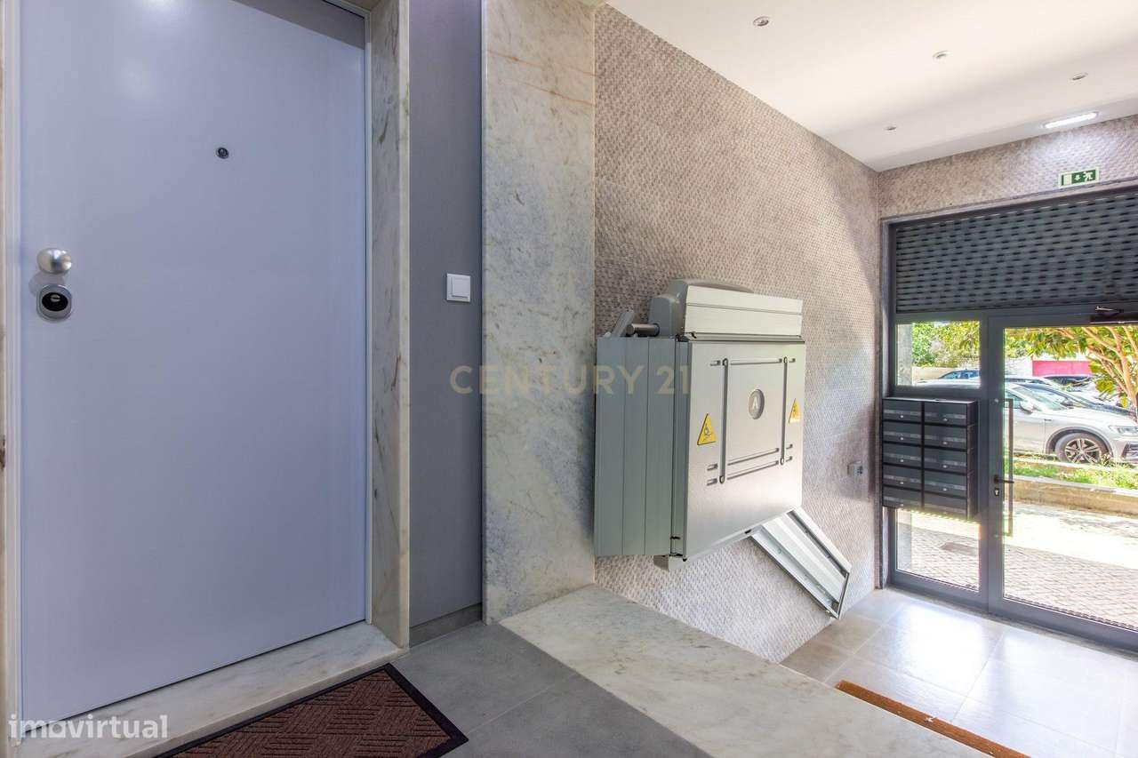 Apartamento T2 - Barreiro, Perto da Praia e Centro-20