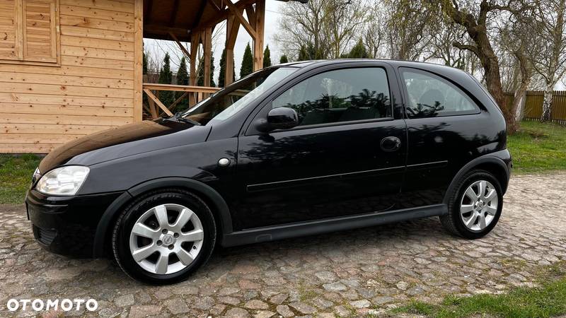 Opel Corsa 1.2 16V Sport - 2