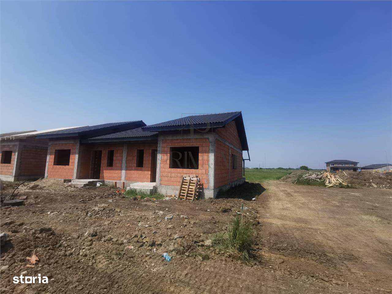 Duplex in constructie - bucatarie inchisa - zona foarte buna - toate u - Imagine principală: 2/6