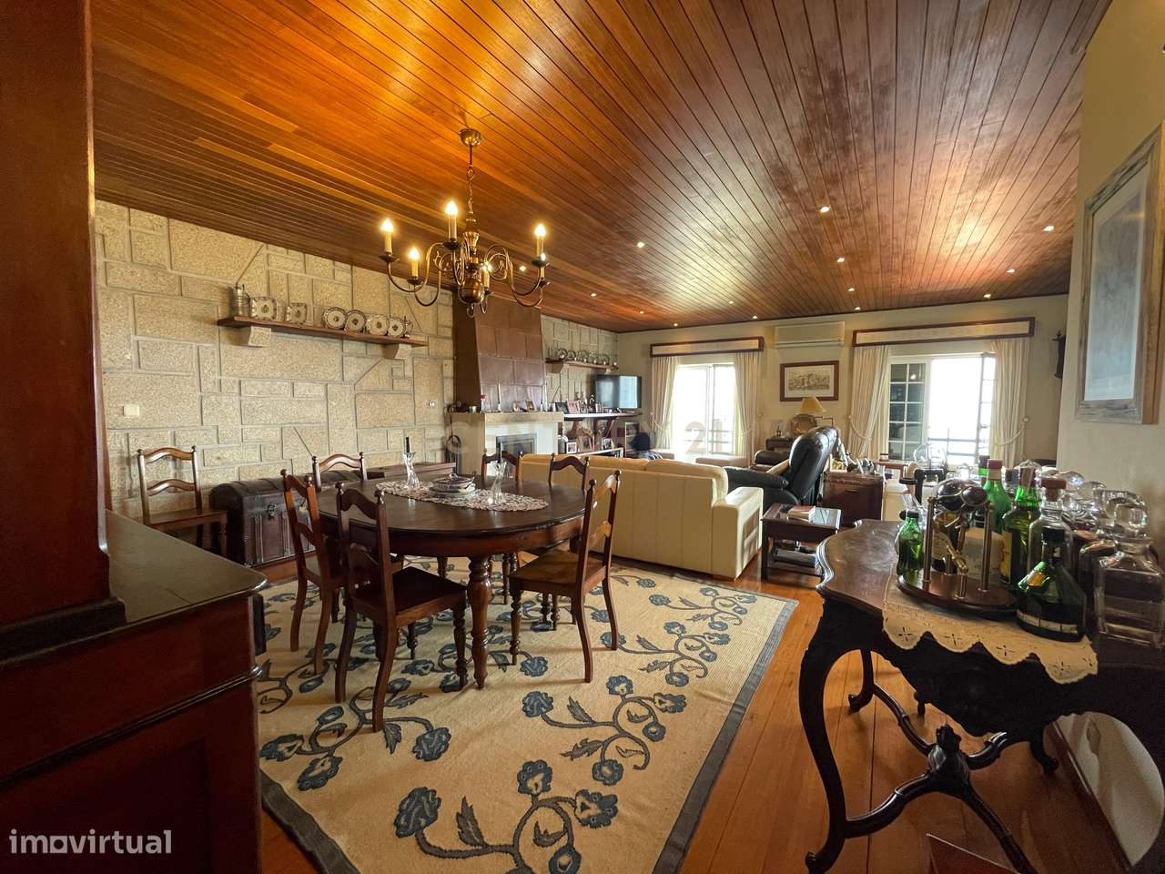 Moradia T6 Caramulo | 296m² | Estilo Rústico | Licença AL-14