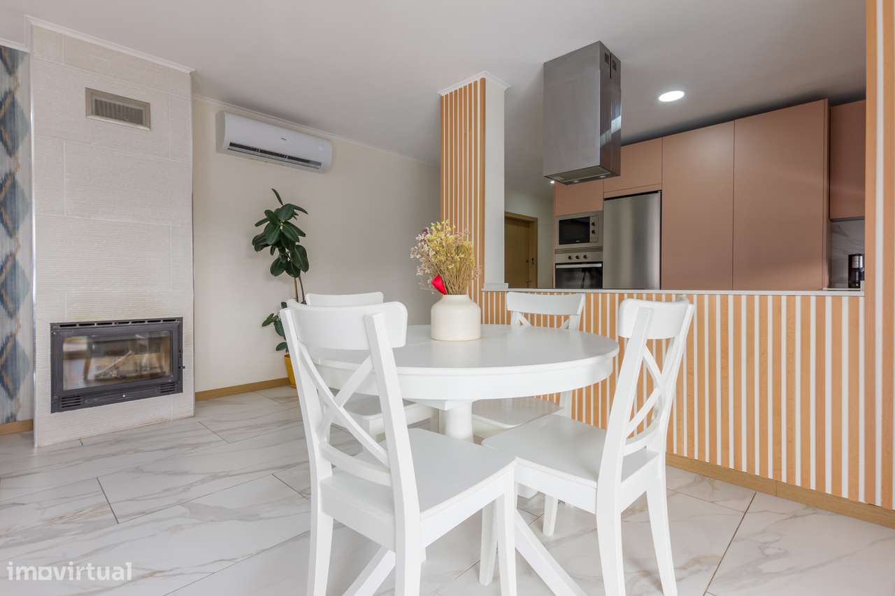 Moradia isolada com piscina aquecida num terreno de 398 m²!-18