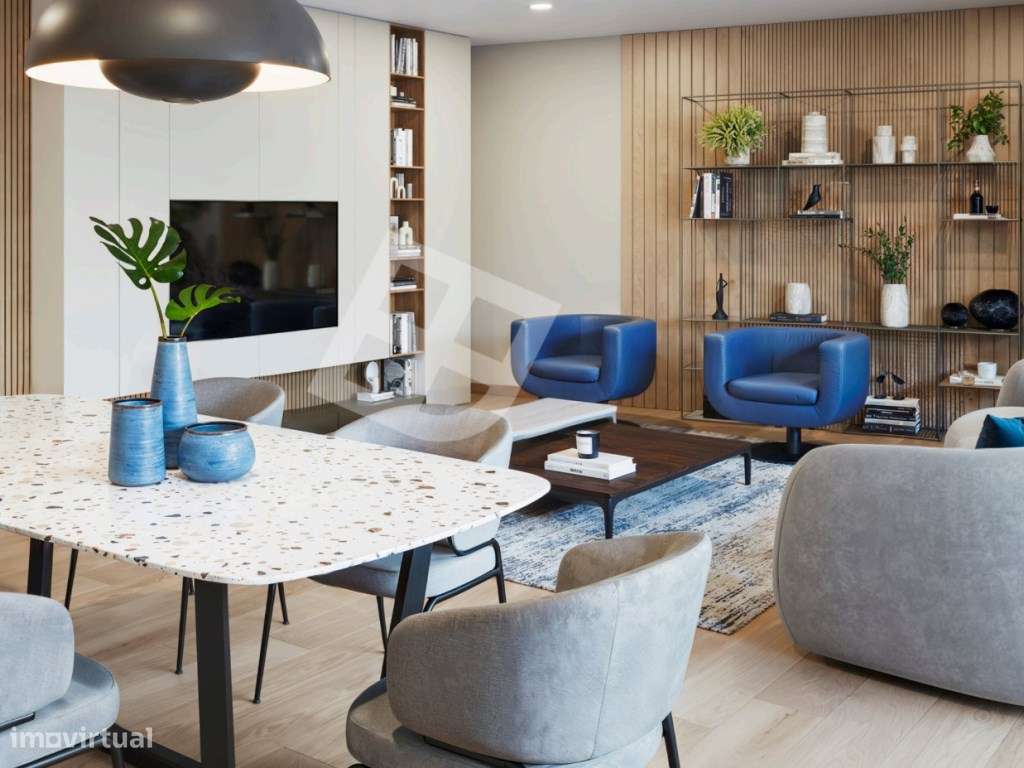 Apartamento T3 Dúplex c/ Varandas - Centro de Aveiro - Grande imagem: 2/20