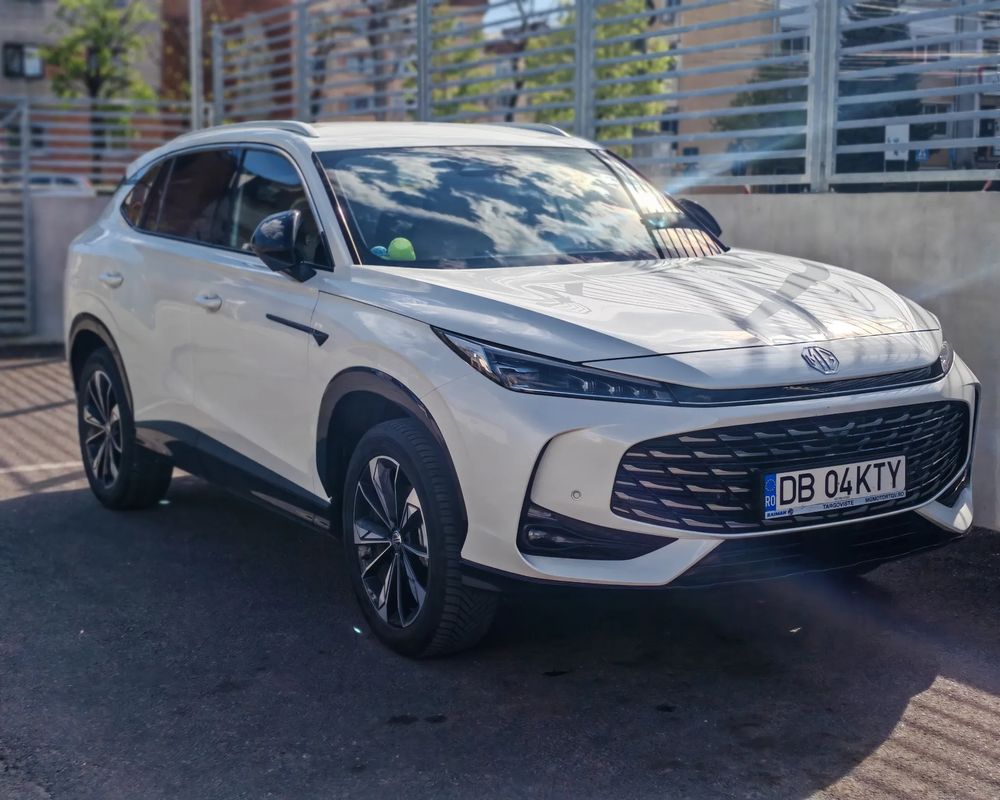 MG HS 1.5 T-GDi 7DCT Exclusive 2025
