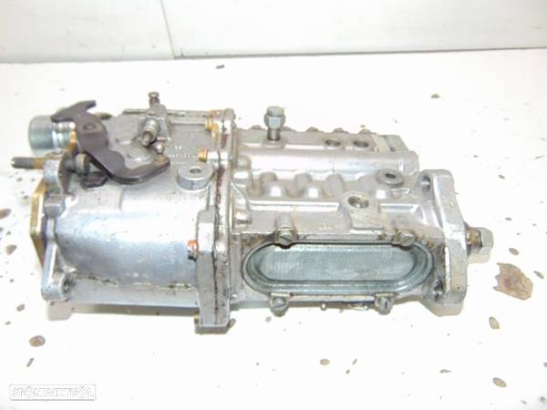 Mercedes w124 300D 5 cilindros ou w114/115 bomba - 9