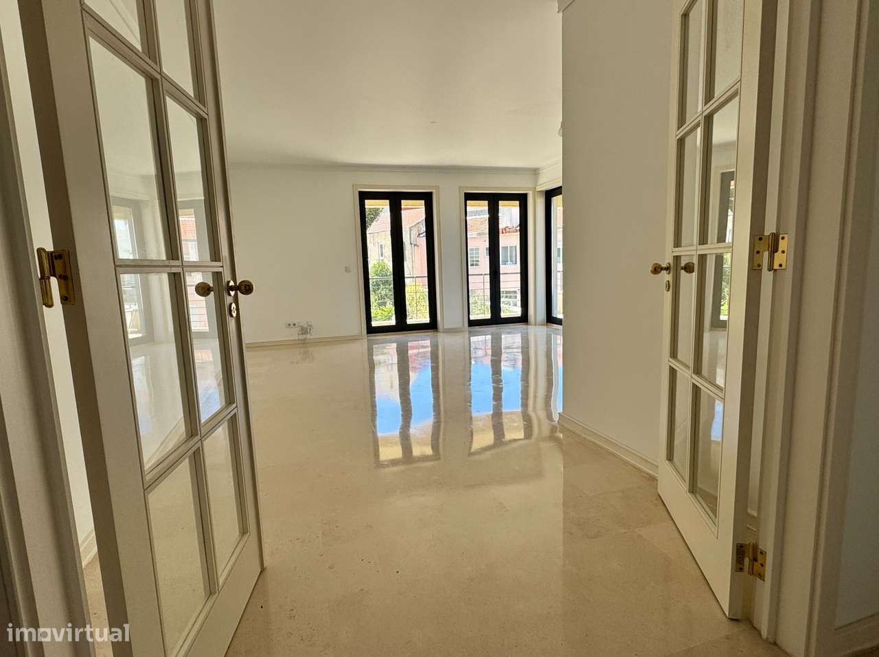 Apartamento T2 Nova Campolide - Grande imagem: 4/26