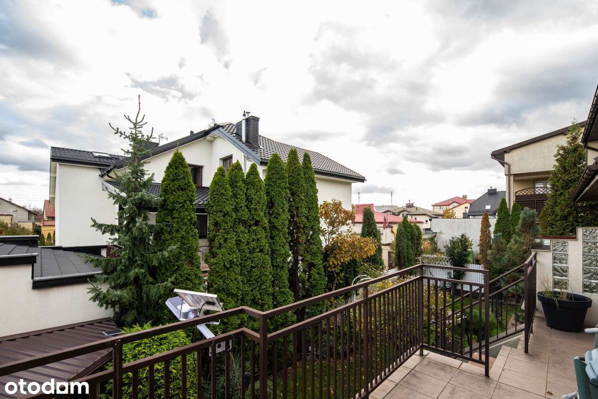 Dwa osobne nowoczesne domy, 5 apartamentów pod wynajem – Raszyn - Pełny obrazek: 1/20