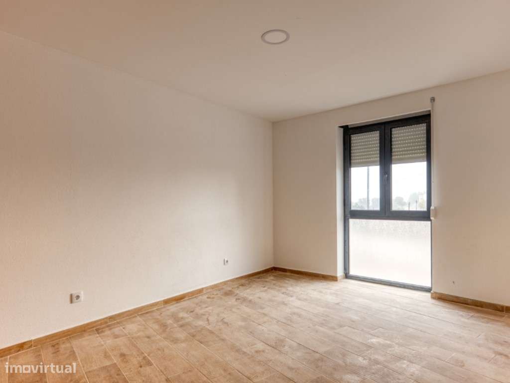 Apartamento T2 Remodelado - Rés do Chão | Mação-11