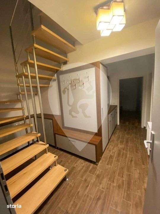 Apartament cu 3 camere Penthouse Tractorul / Maurer Coresi-5