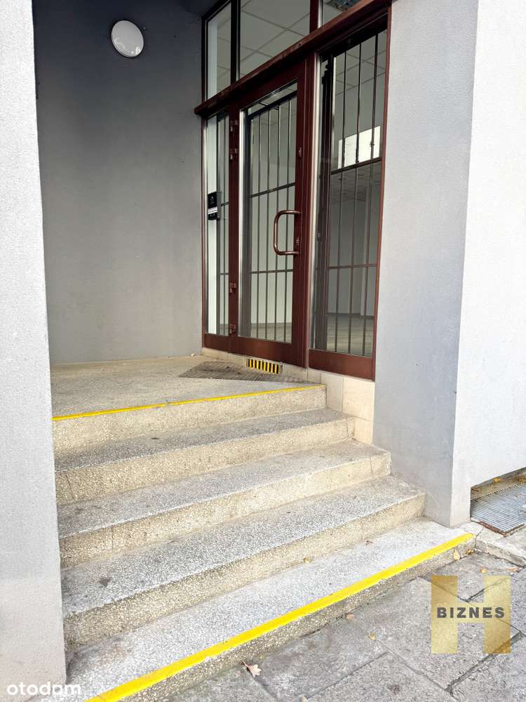 Lokal użytkowy w centrum! Faktura Vat!-12